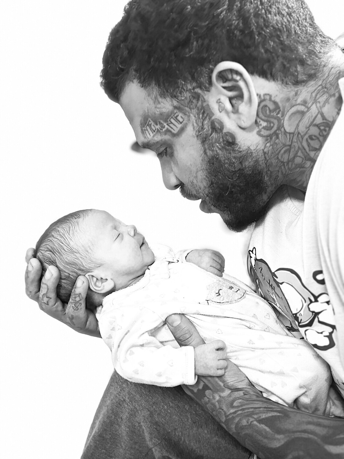 A Glimpse Of A NICU Warrior💕