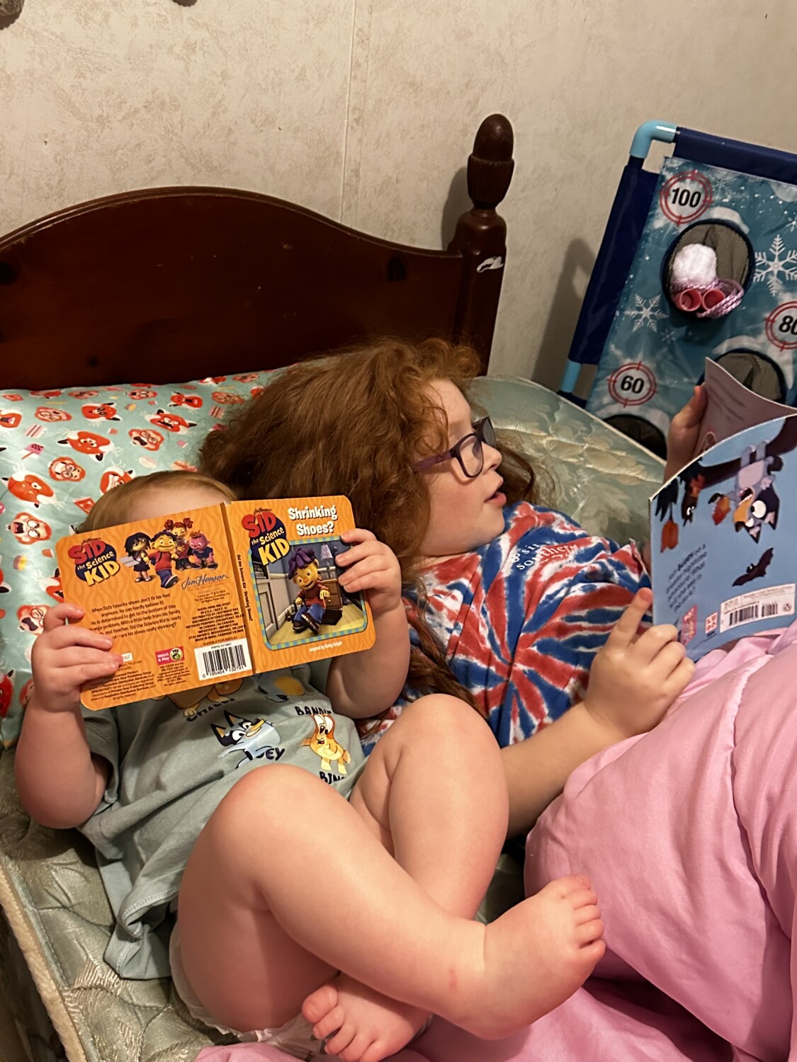 Who’s reading to who?