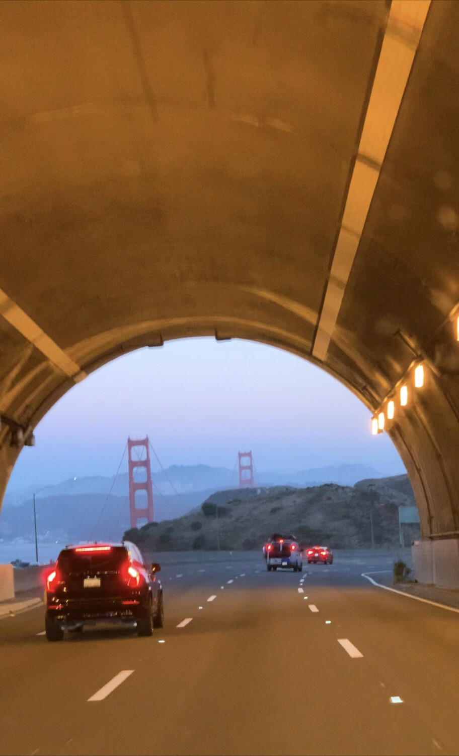 ROBIN WILLIAMS RAINBOW TUNNEL VIEW