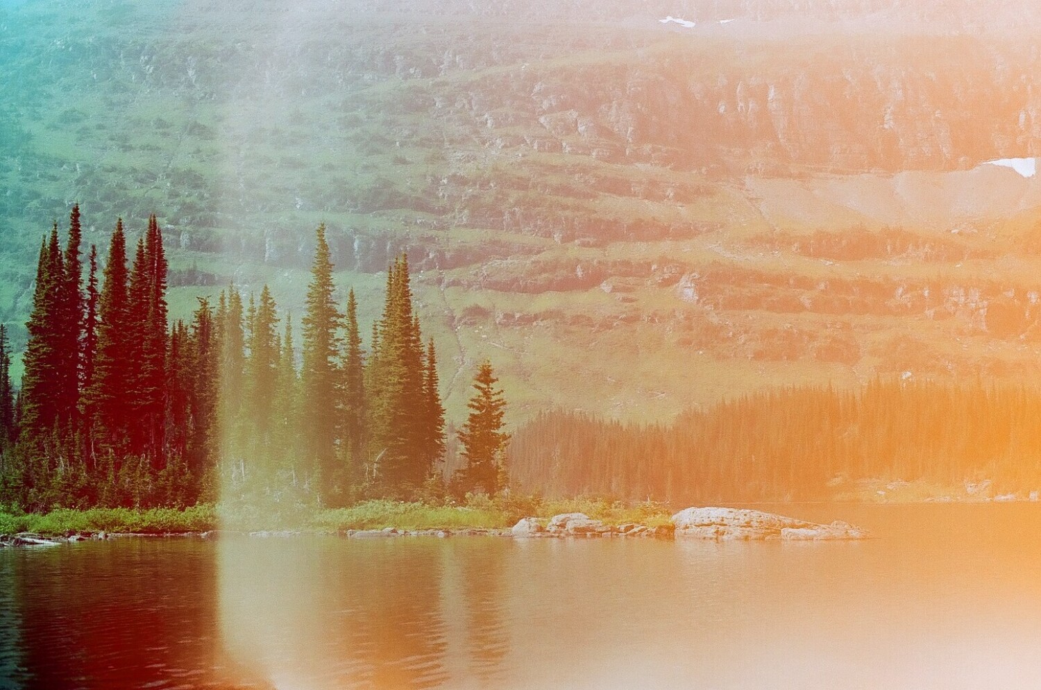 Glacier lake light leak