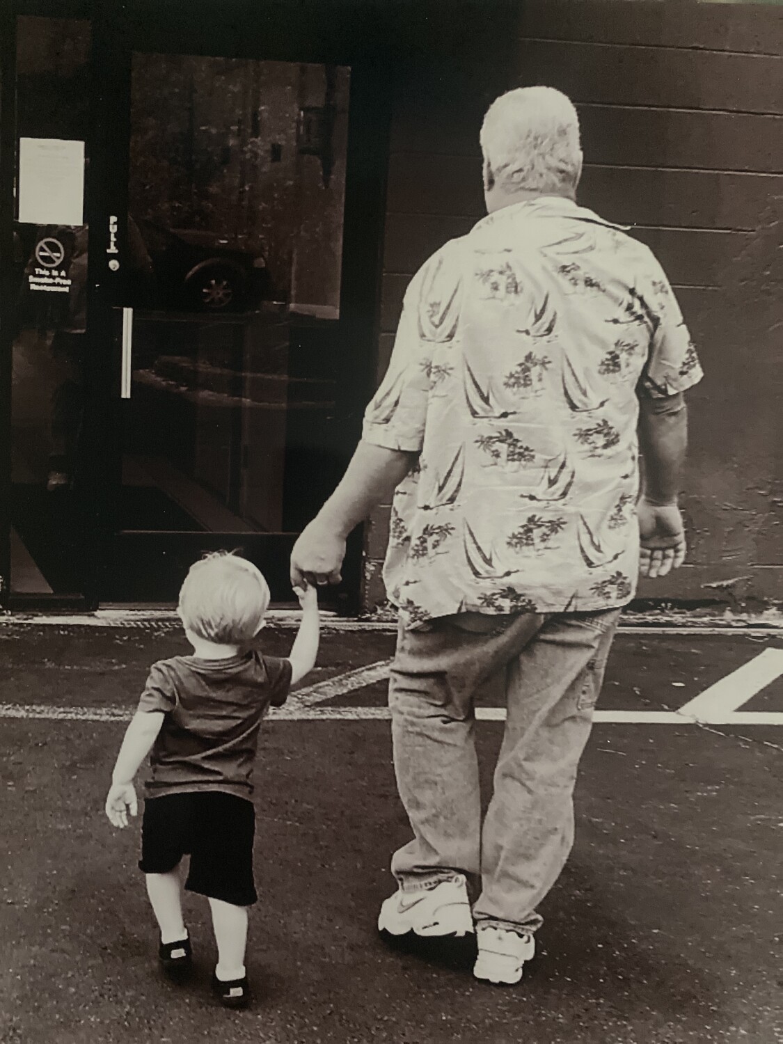 Stepping in sync with Papa