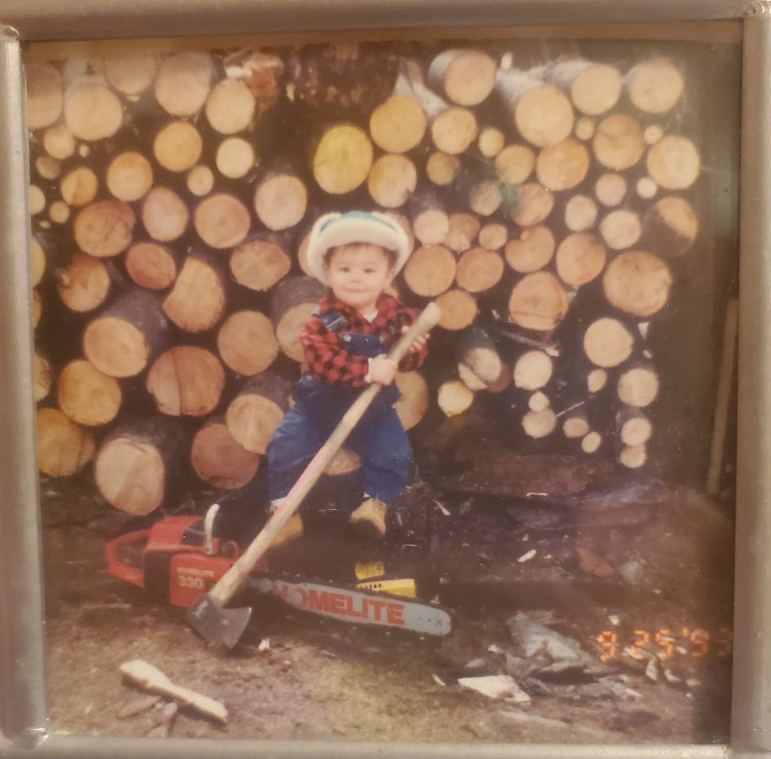 Hard Day Cutting Firewood !!