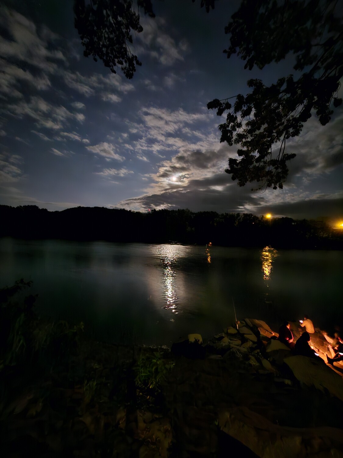 Manifesting super moon