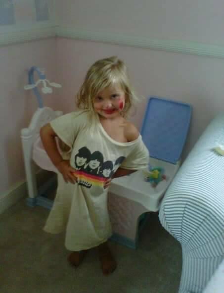 Brylee got in the makeup