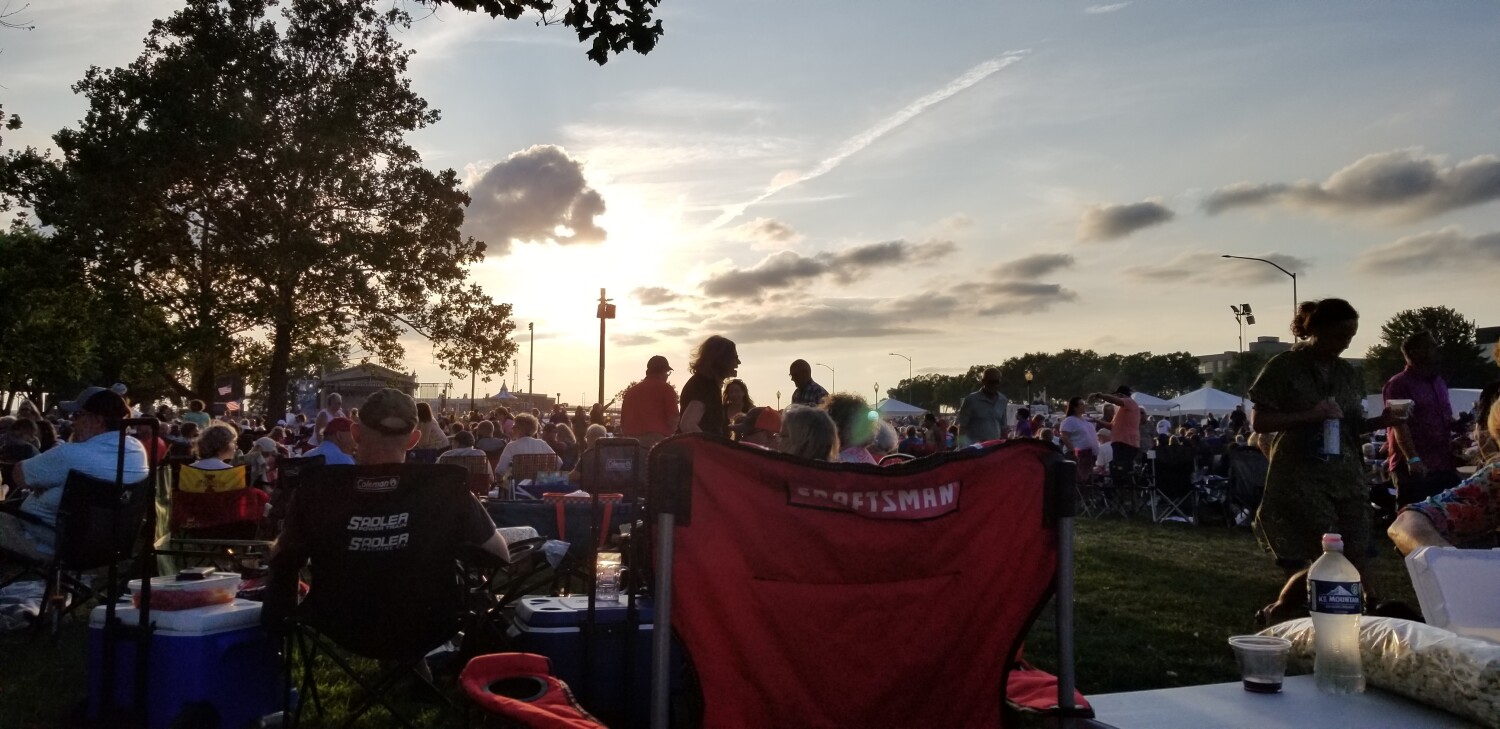 People enjoying people!