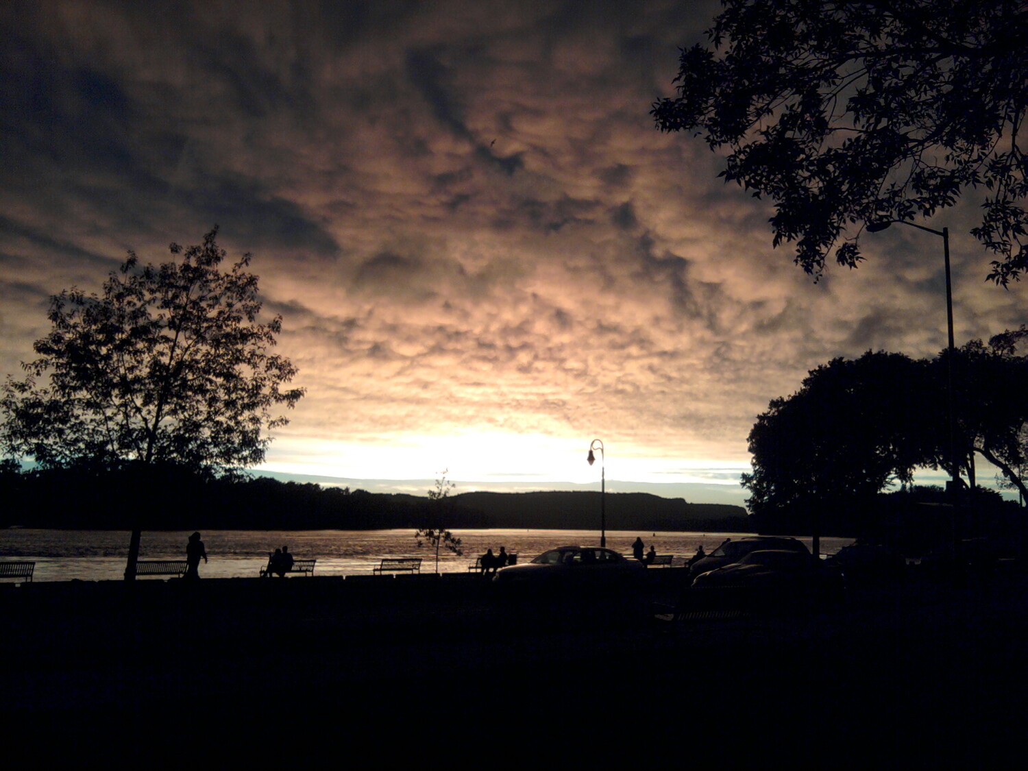 As the storm rolls over the Mississippi