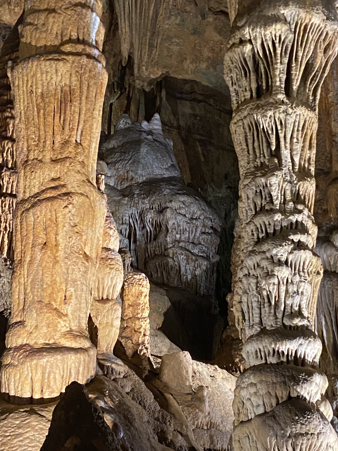 Stalactites at Luray cavern