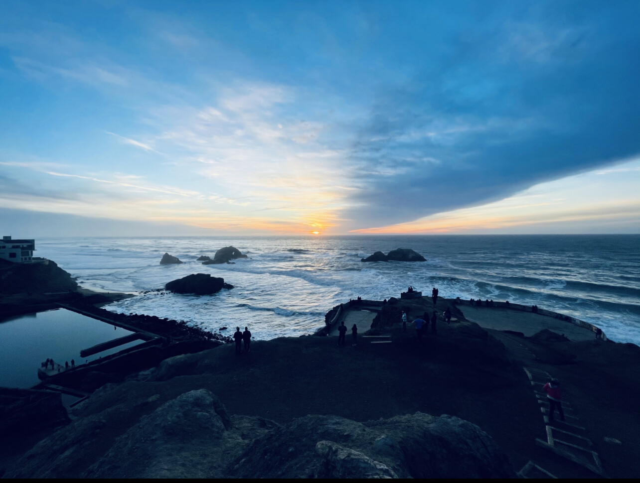 the peaceful sunset from San Francisco