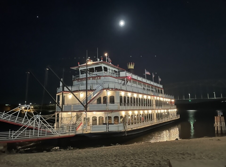 Moonlight on the Mississippi