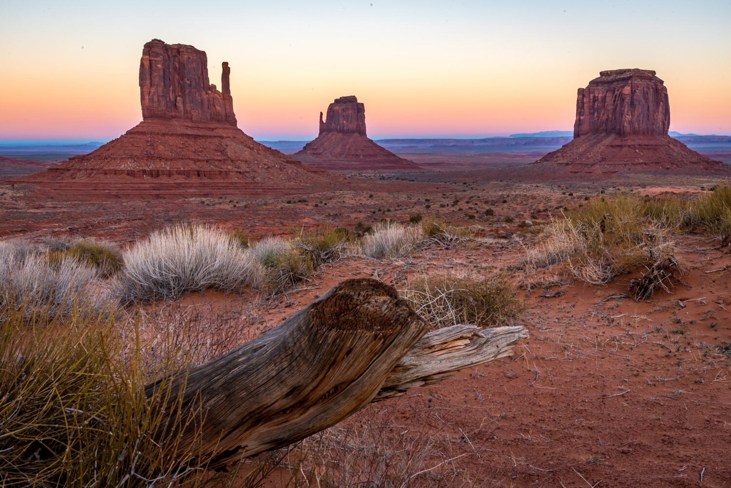 Sunset at Monument Valley Park
