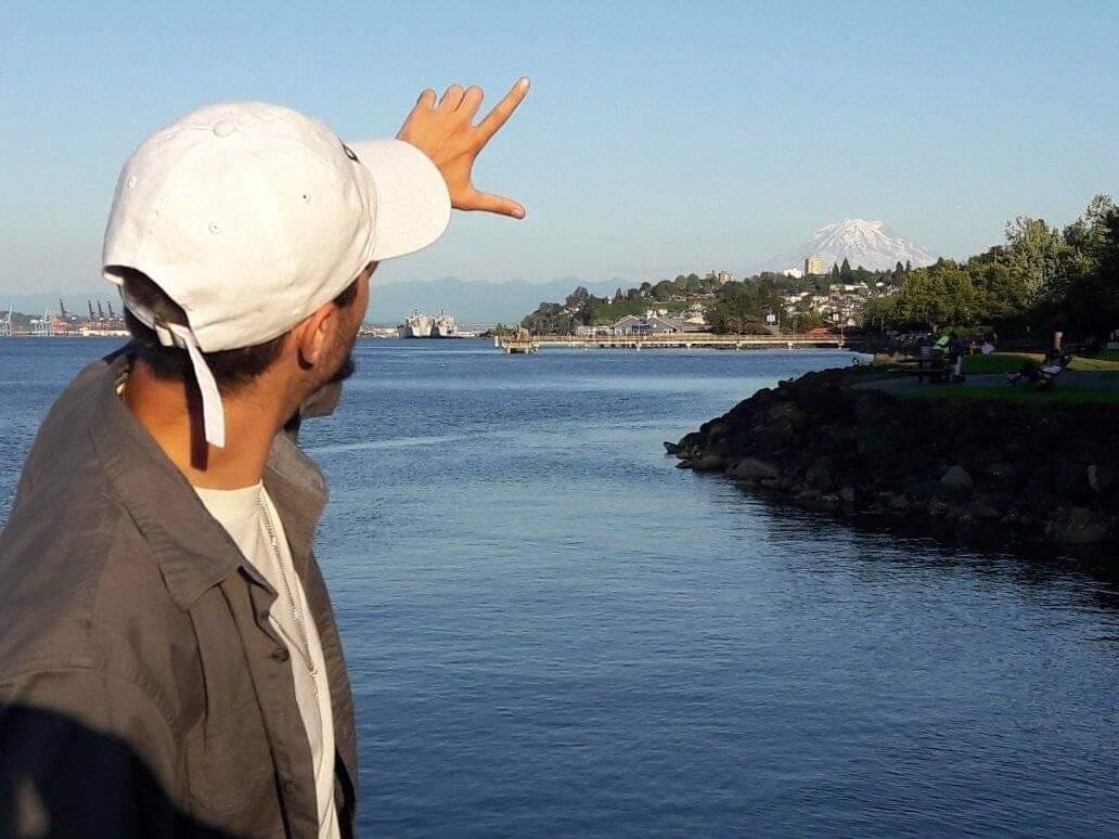 Look the mountain is out today!