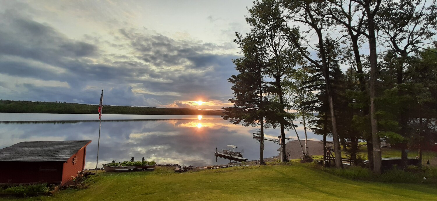 Sunset on the lake