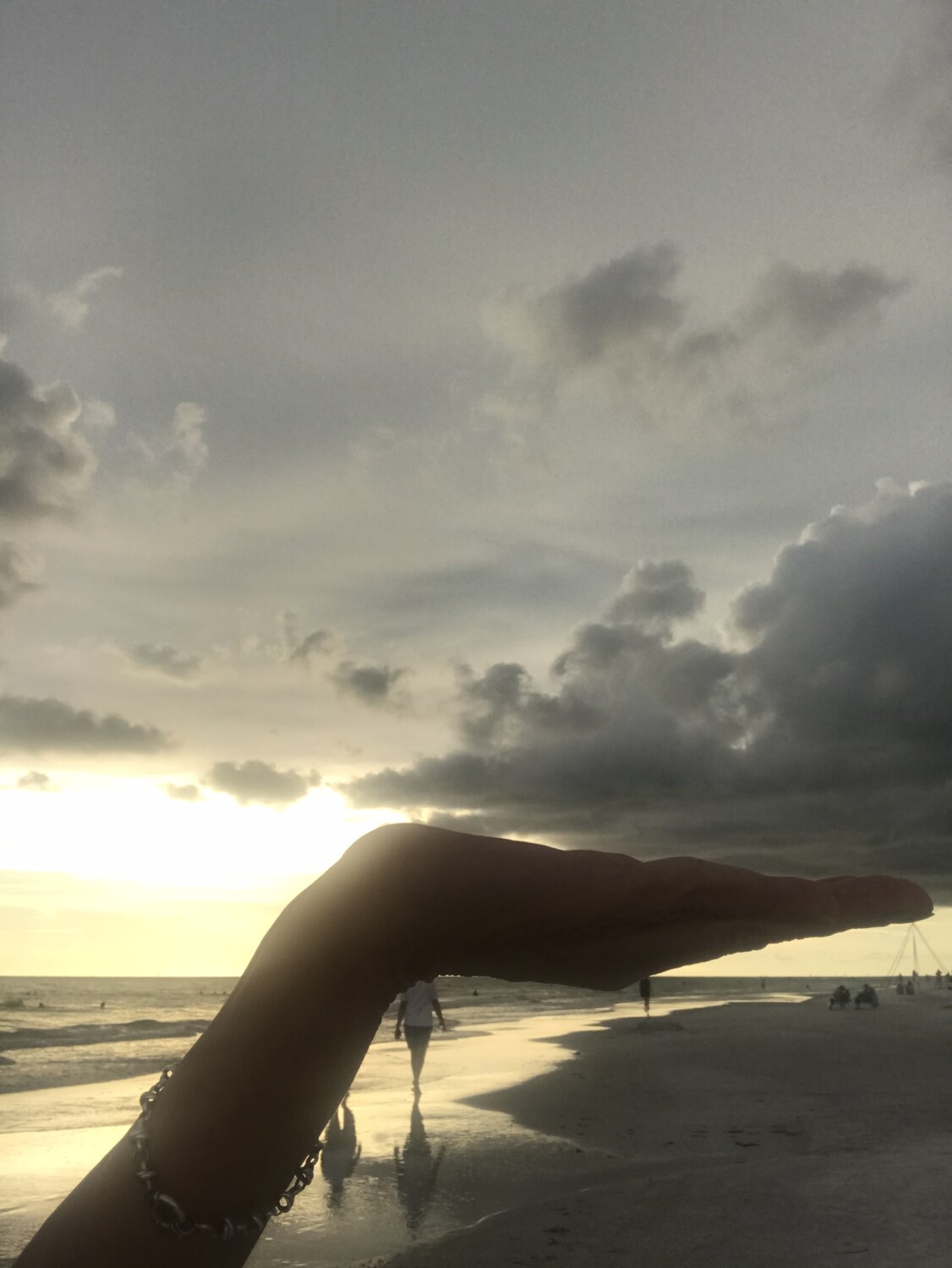 Holding cloud