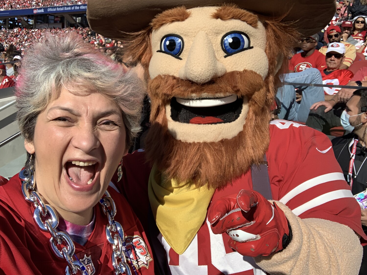Sourdough Sam n I at San Francisco game!!! 🥳🏈🎉