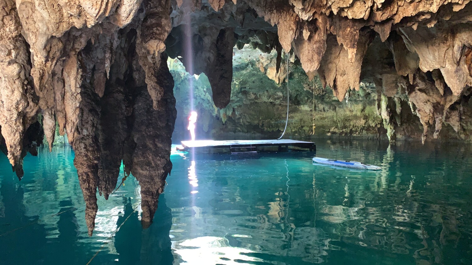 Yucatán Cenote Sunbeam