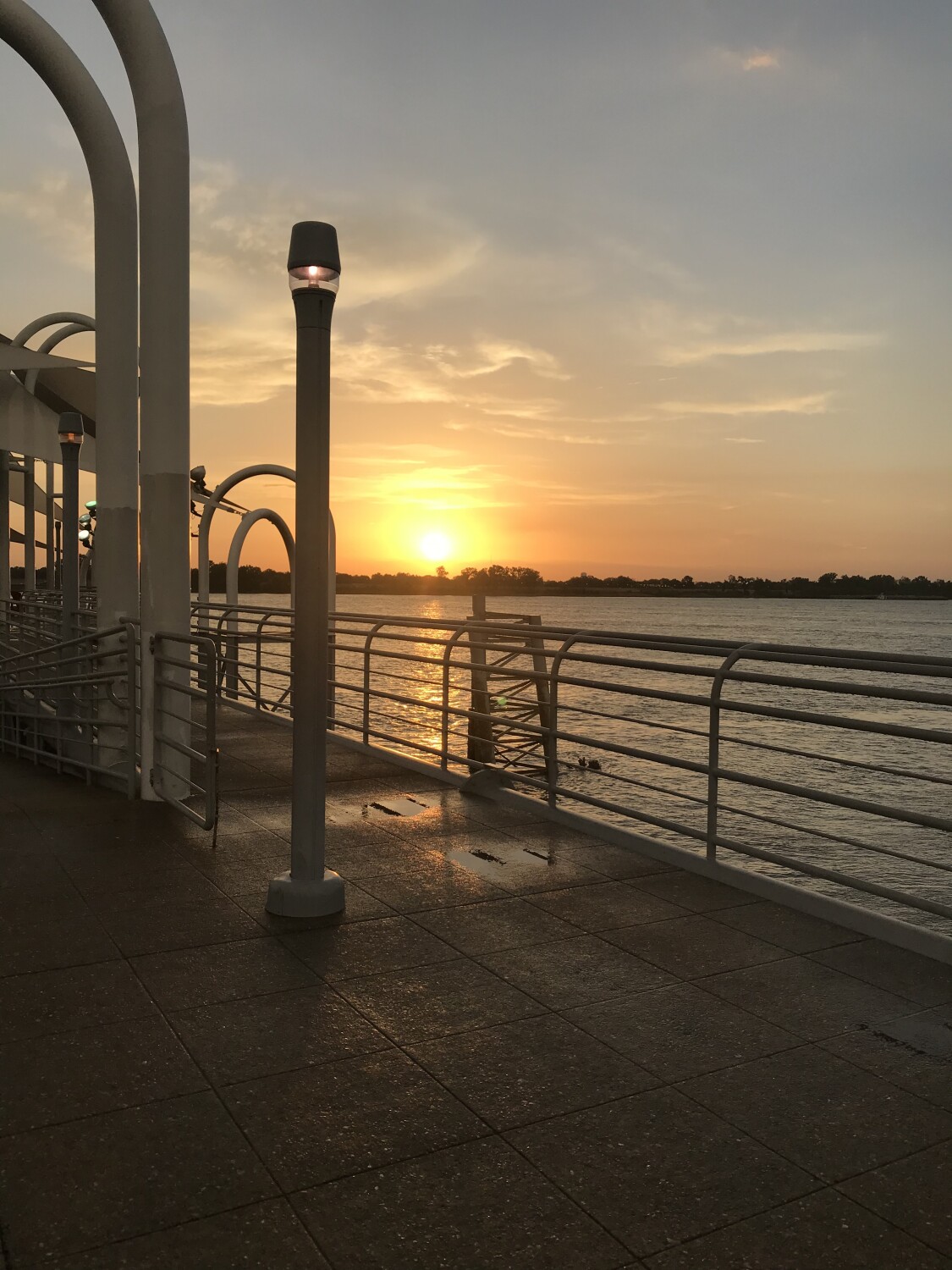 Mississippi river sunshine