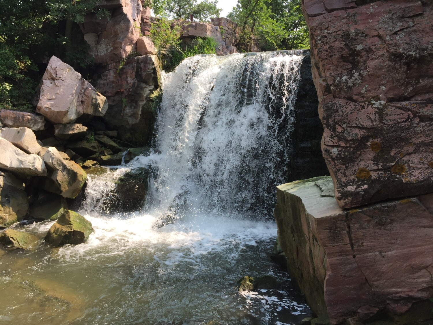 Falls in Pipestone