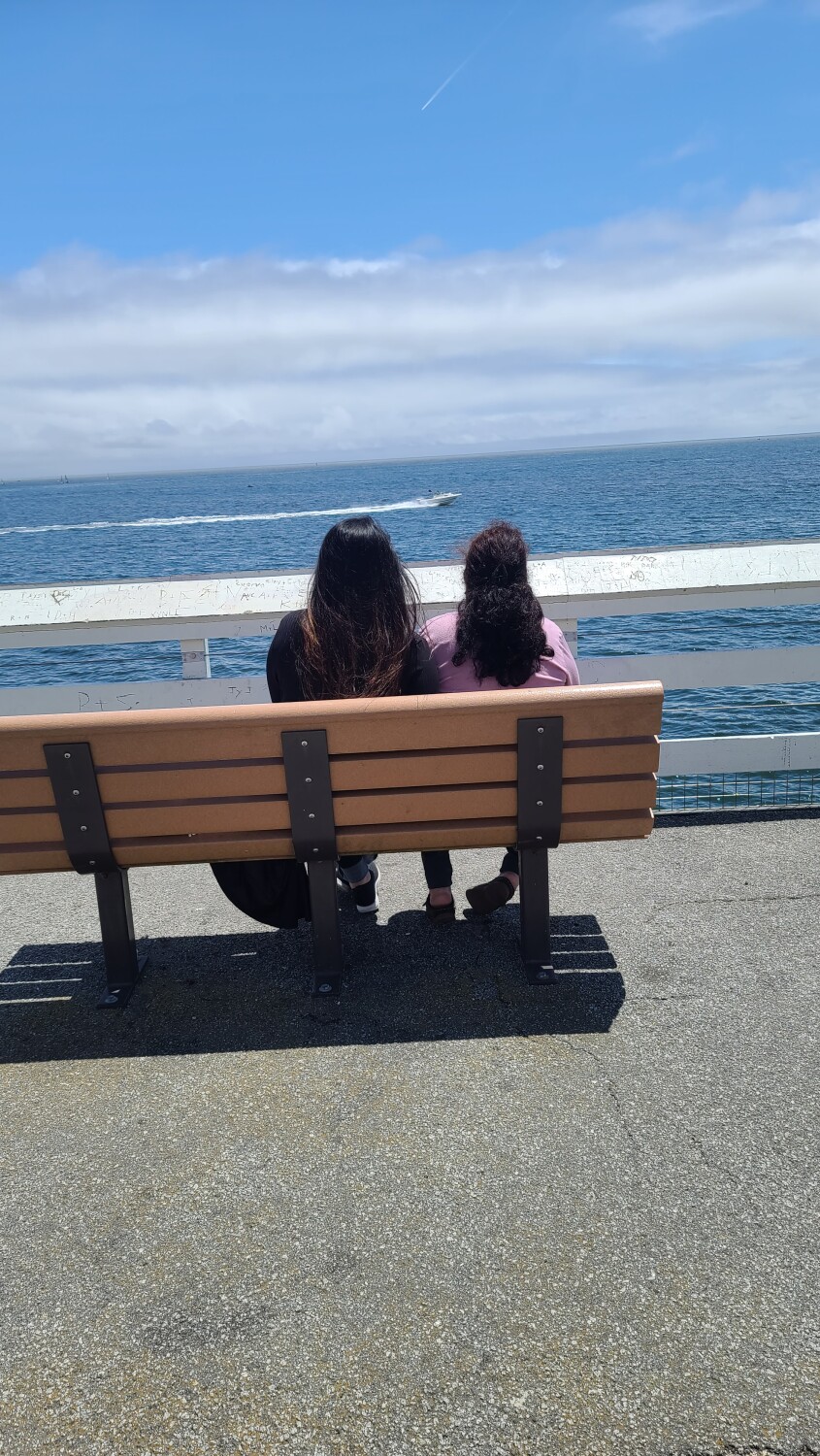 Mother and daughter🌷