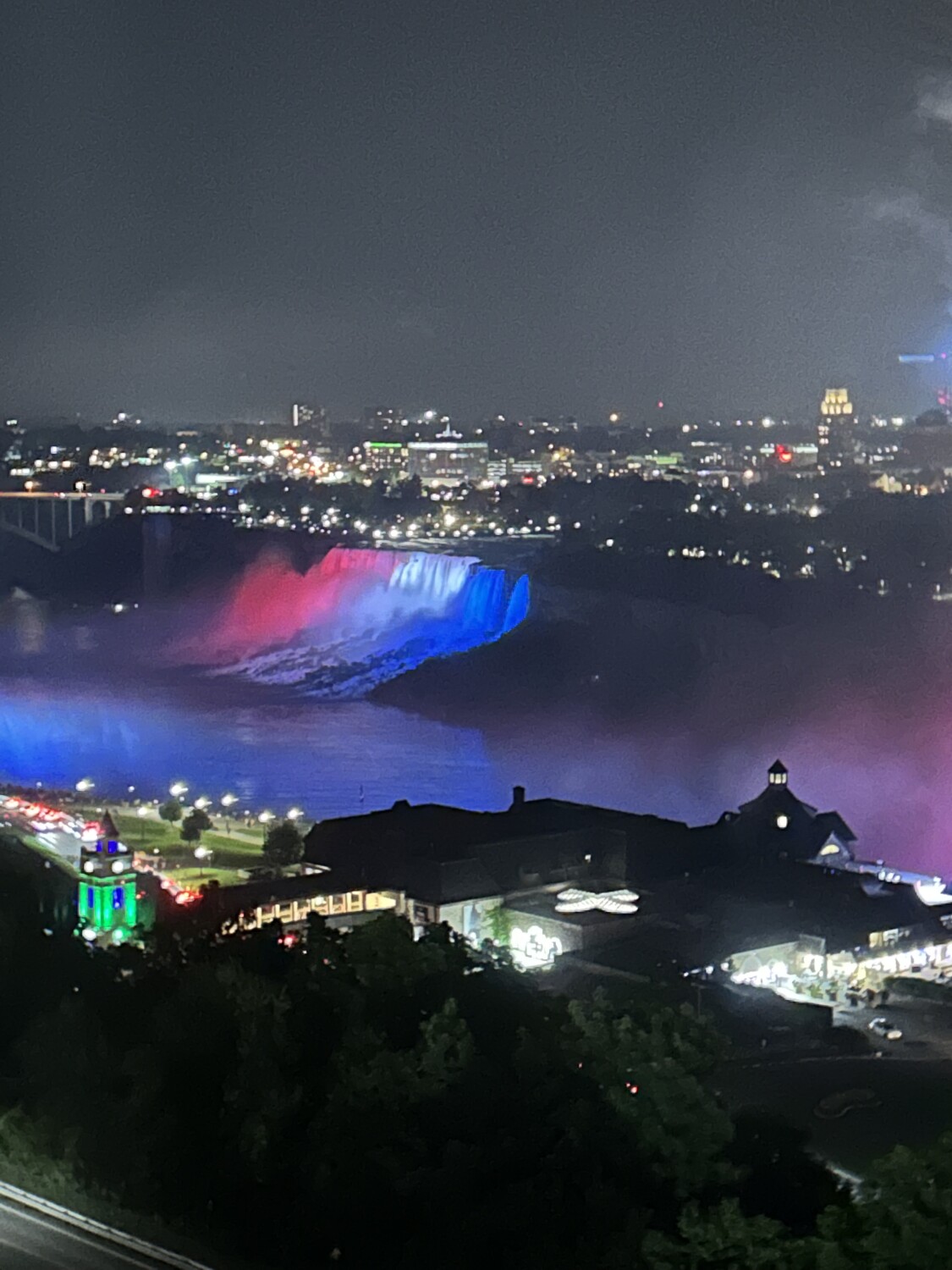 Niagara at night