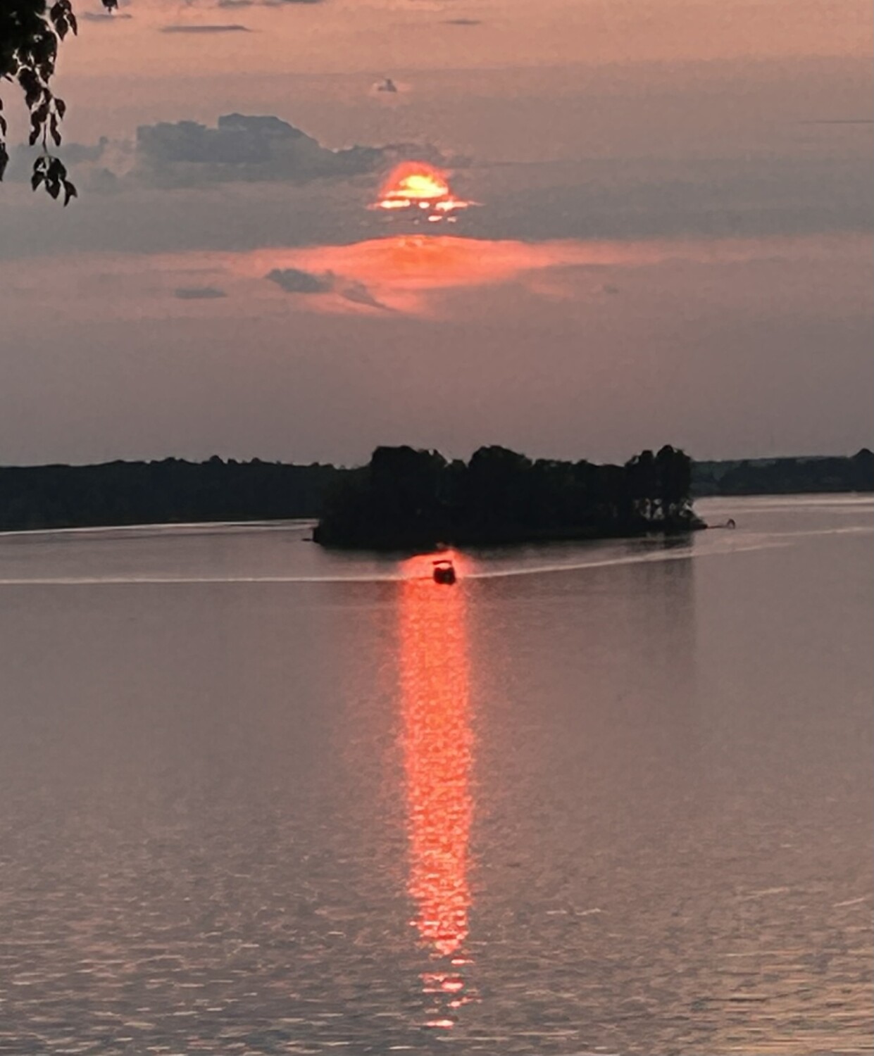 Pontoon sunset