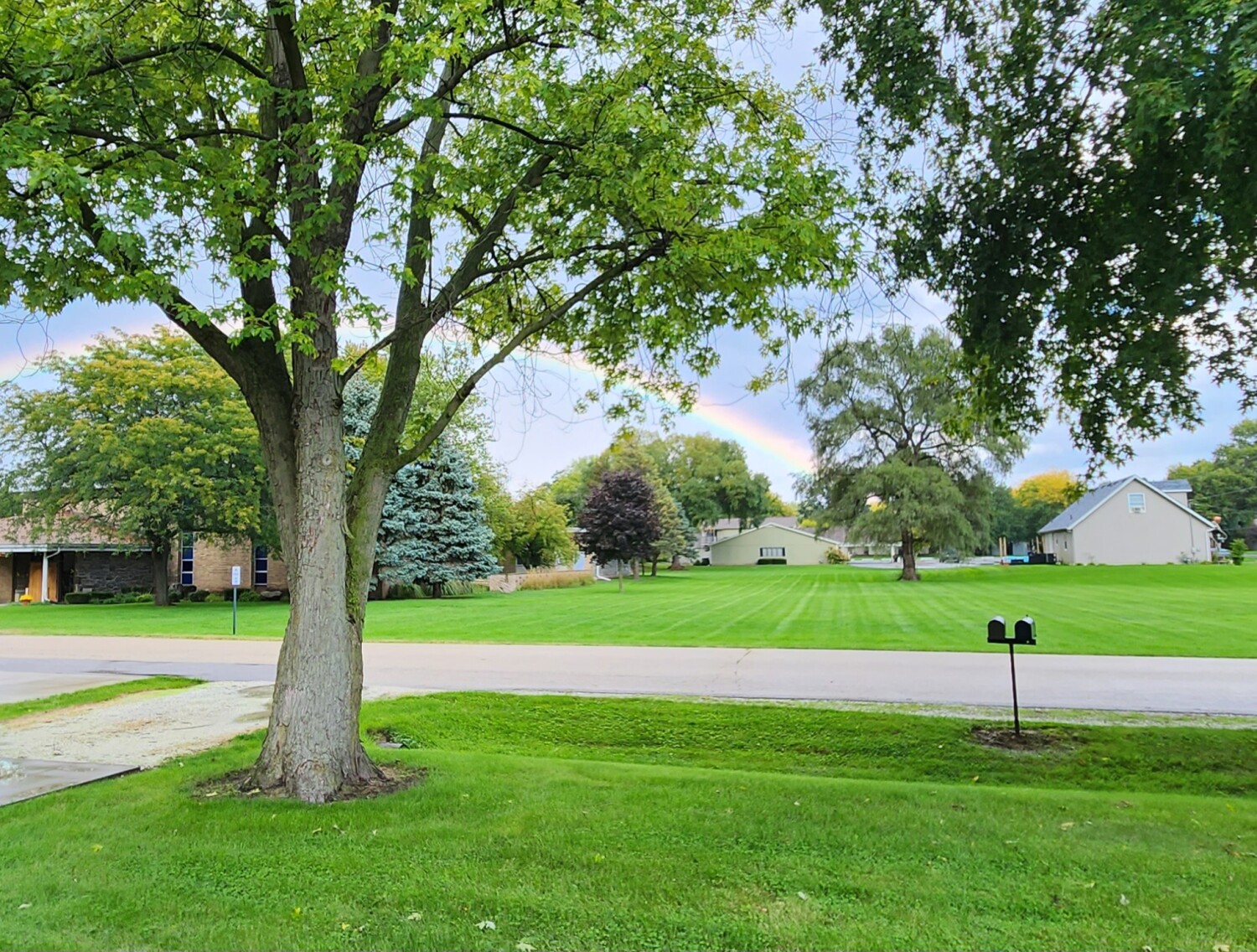 Somewhere over the Rainbow