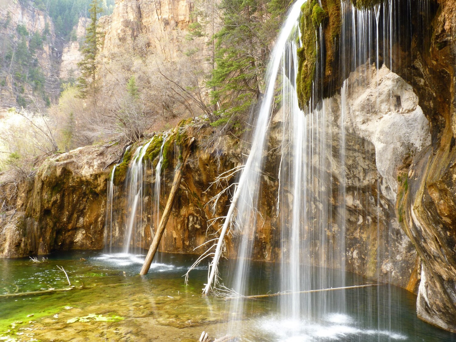 Hanging Lake Beauty