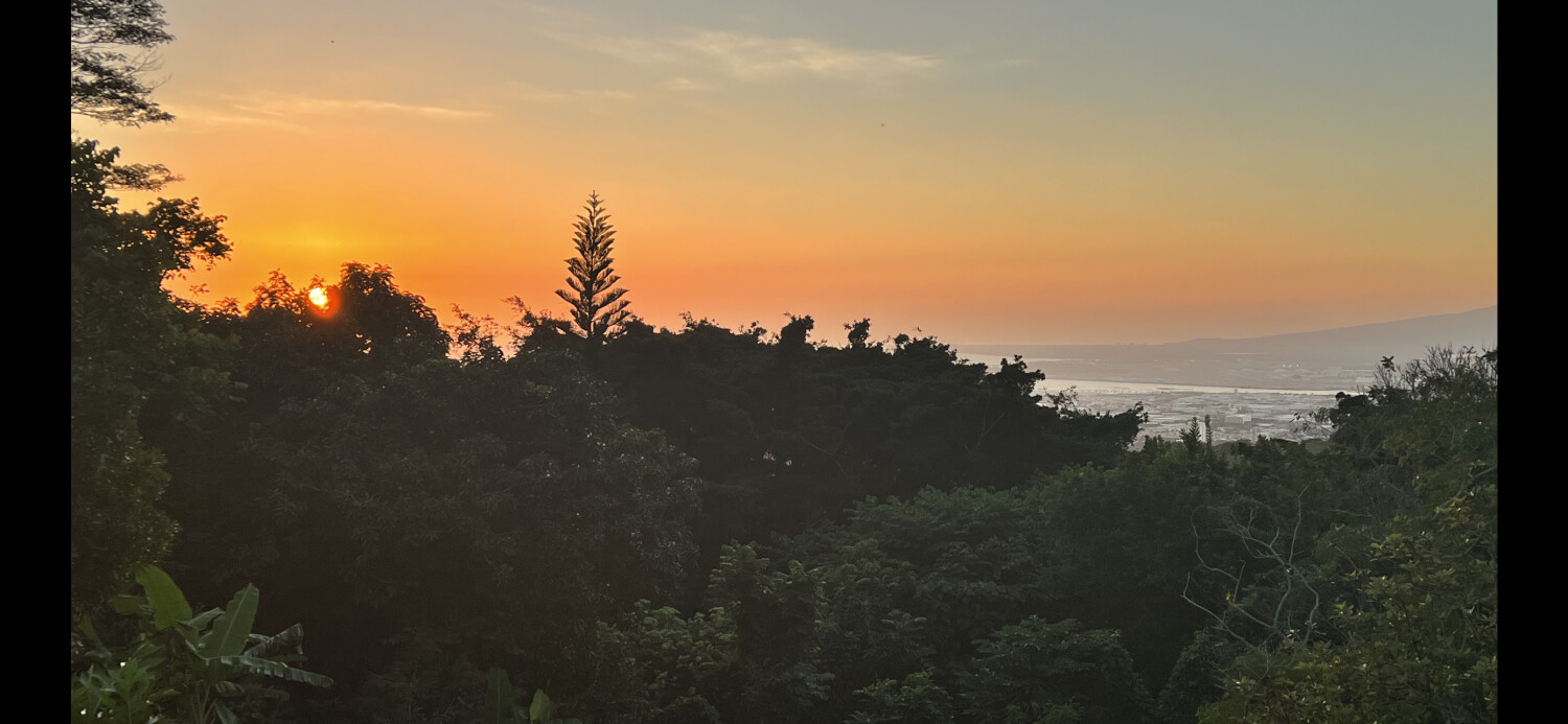 Luau Sunset on Ko, Olau Mt range.