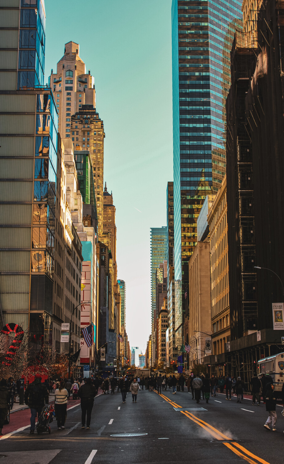 Golden hour in 5th avenue