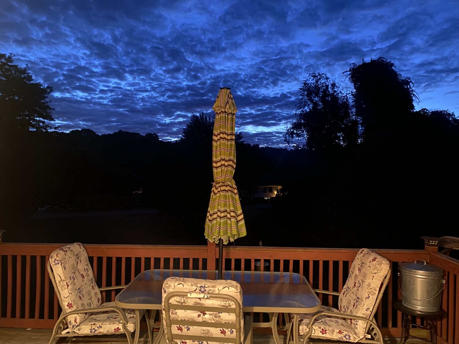 Under wingdale skies