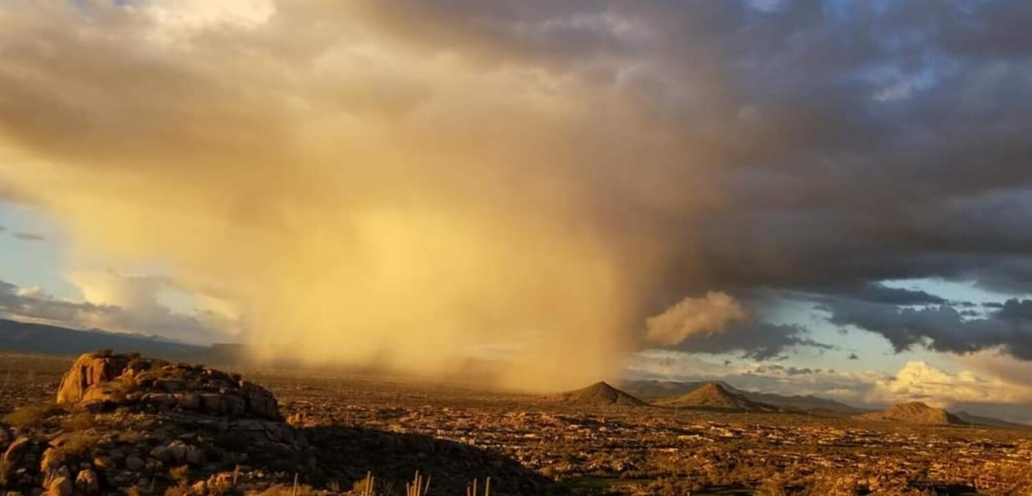 Arizona raining day