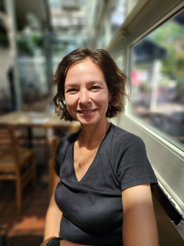 Helene Touze Profile