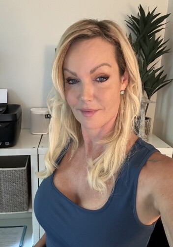 Hill Jennifer Profile