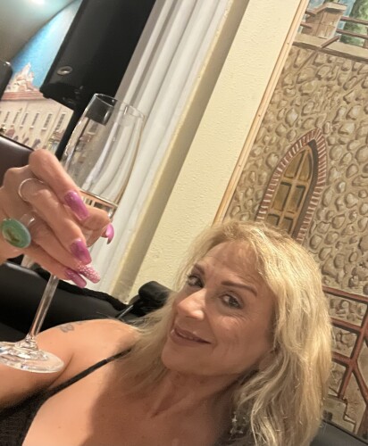 Helga Wittig Profile