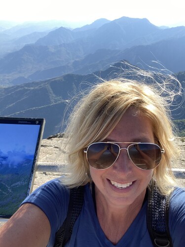 Donna Martin Profile