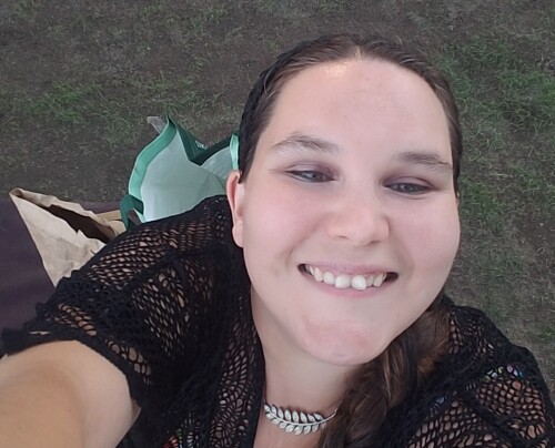 Cecelia Reyes Profile