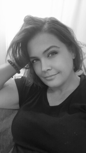 Amy Dalamangas Profile