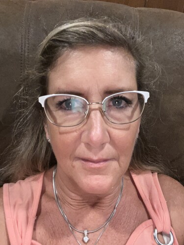 Lisa Henneberry Profile