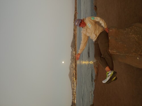 Regina raske Profile