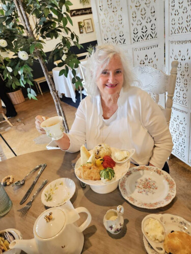 Mary Sampaio Profile