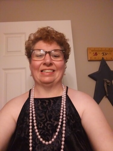 Lori Daddario Profile