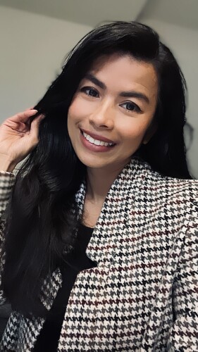 Noviana Frost Profile