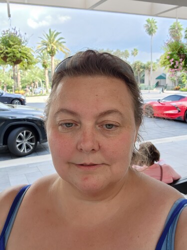 Nicole Natvig Profile