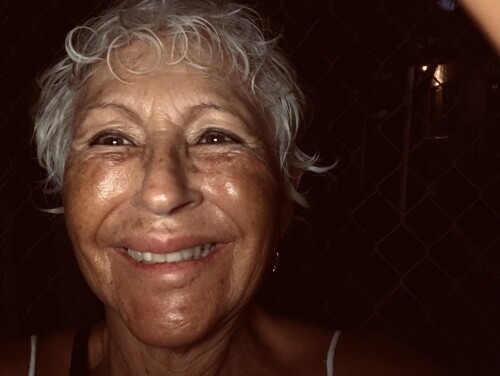 Esther Piña Profile