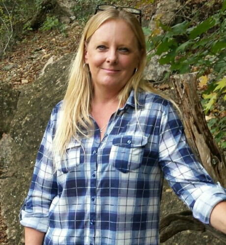 Sandy Hiraga Profile