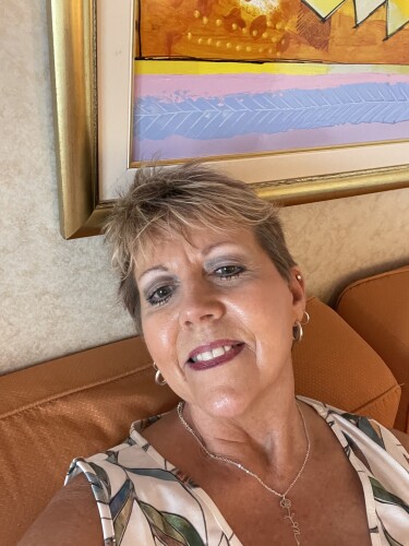 Jeanette Lee Profile