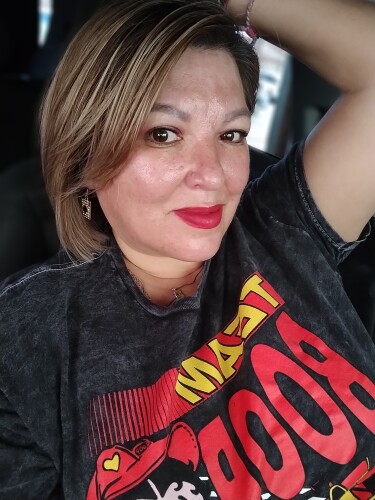 Silvia Graves Profile