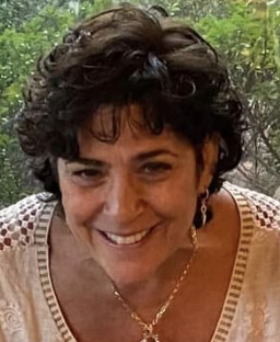 Shari Riechelson Profile