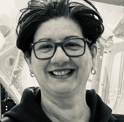 Yania Guzmán Profile