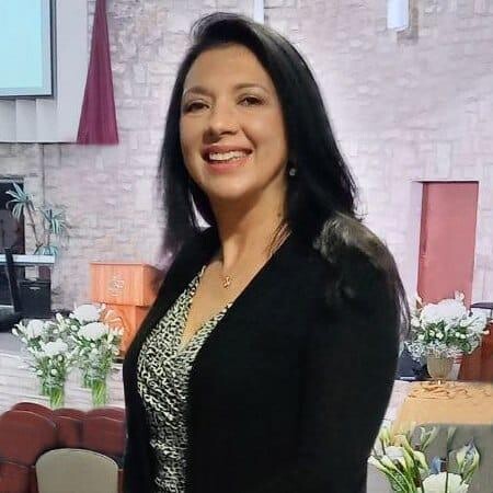 Victoria Chávez Profile
