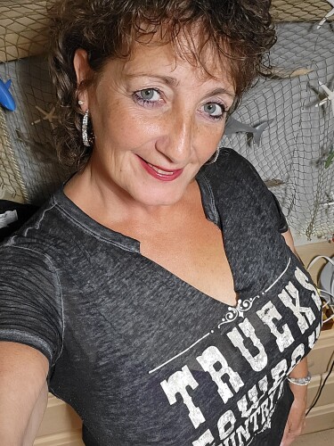 Shanon Schmidt Profile